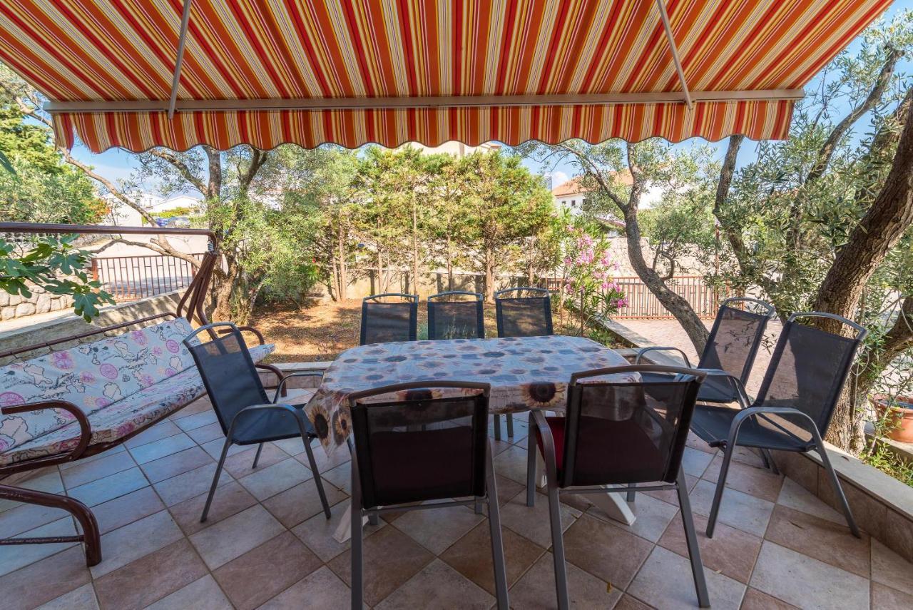 Belvedere Apartments Кърк Екстериор снимка
