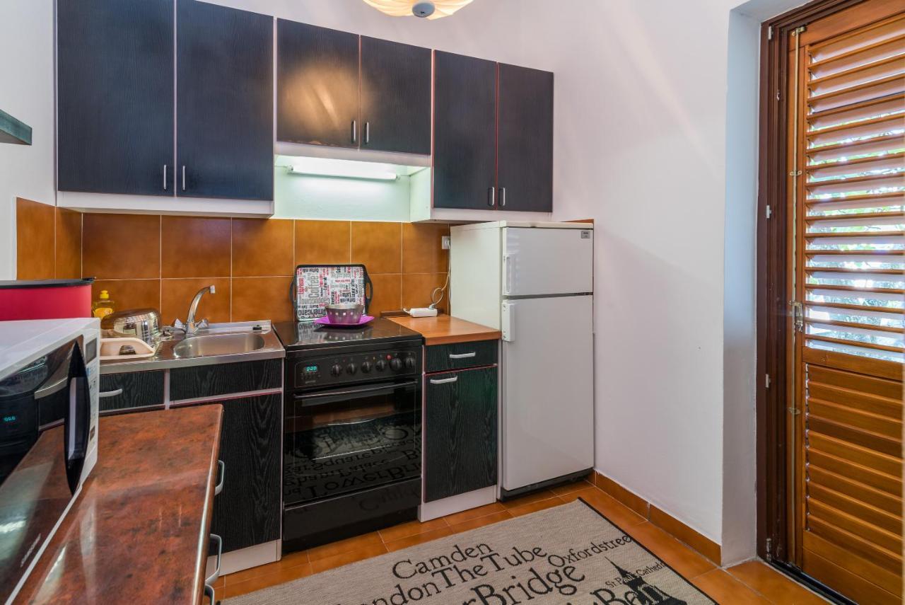 Belvedere Apartments Кърк Екстериор снимка